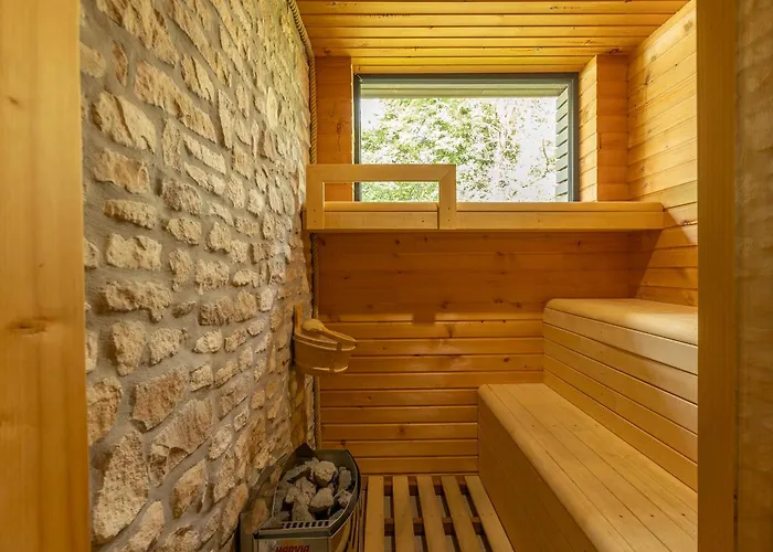 Le Fermage - Avec Piscine, Sauna Et Jacuzzi Vincon